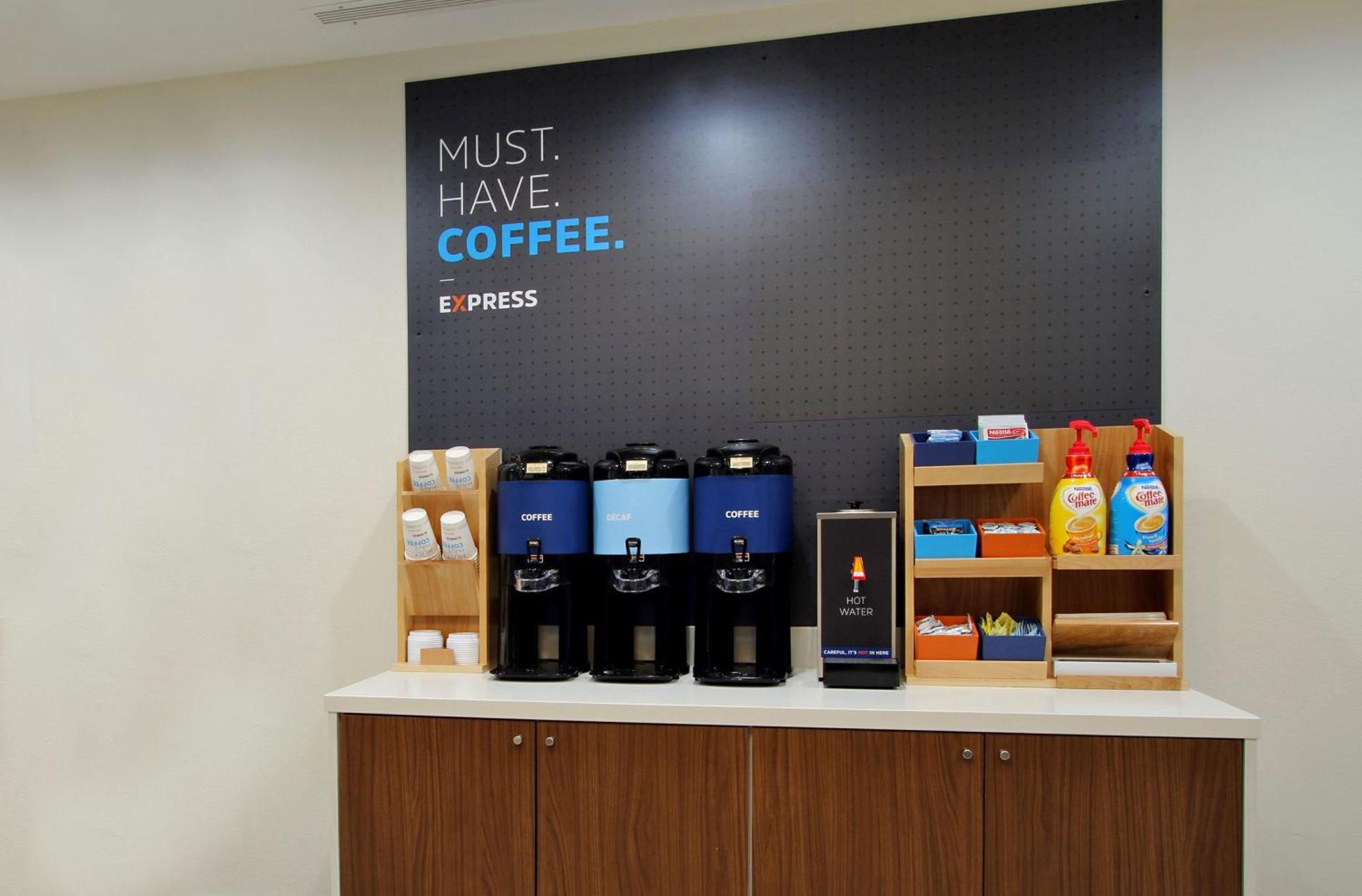 Holiday Inn Express & Suites Memphis East By Ihg Ngoại thất bức ảnh